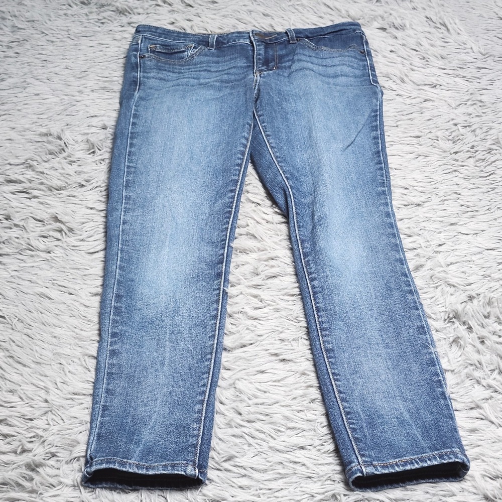 Levis 711 Skinny Jeans Womens Size 26 26x25 Blue Denim Cropped Length Stretch